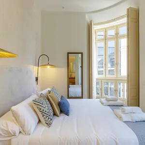 https://marques-de-velazquez-ii-by-caleta-homes.hotelsinnerja.org